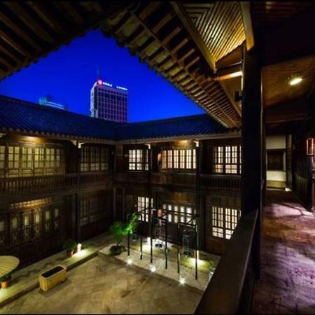 Silver Chest Boutique Hotel Kunming Exterior foto